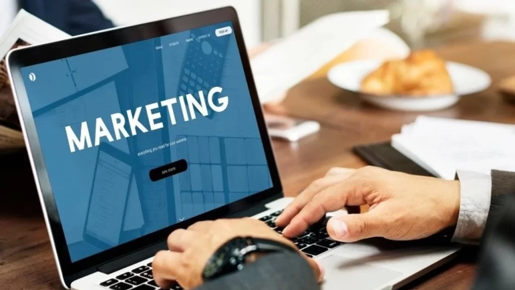 Học Digital Marketing có Khó không? Cần Kỹ năng gì để Bắt đầu?